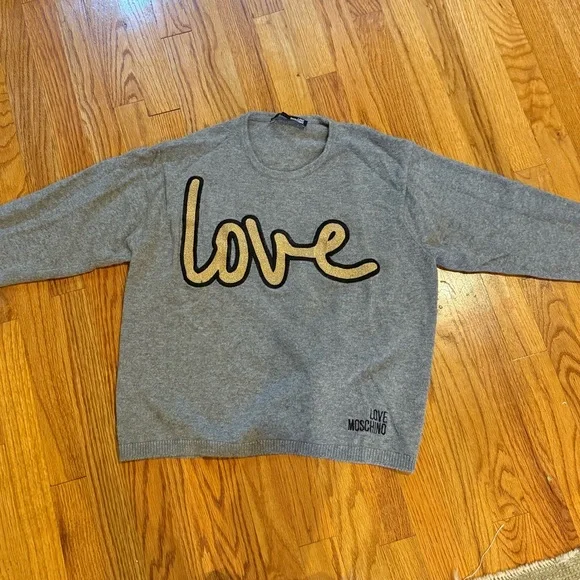 Valentine’s Day is coming! Love Moschino Gray sweater with gold patch - Picture 2 of 5